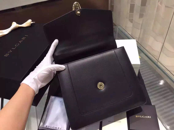 2015新作 ブルガリスーパーコピー フラップカバーバッグ SERPENTI FOREVER 38318