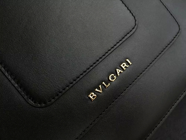 2015新作 ブルガリスーパーコピー フラップカバーバッグ SERPENTI FOREVER 38329