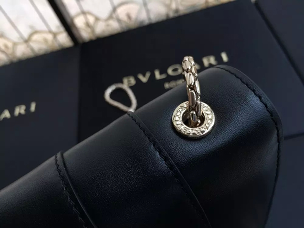 2015新作 ブルガリスーパーコピー フラップカバーバッグ SERPENTI FOREVER 38329