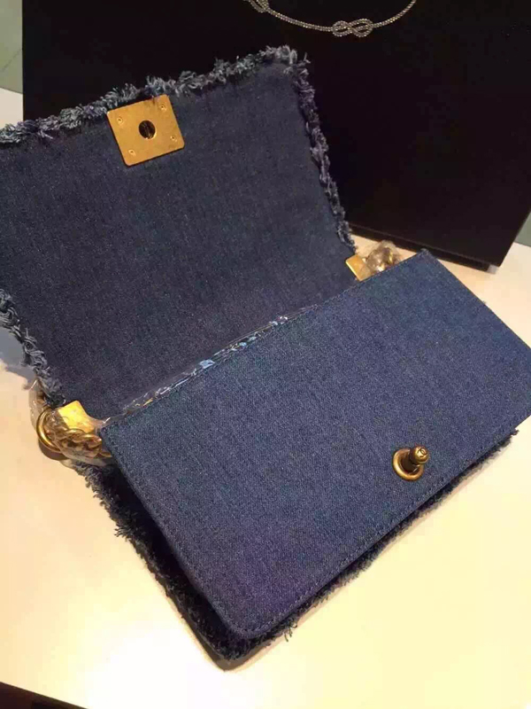 2015最新作大人気 Chanel（シャネルスーパーコピー）バッグ A92866 Y10892 C2084