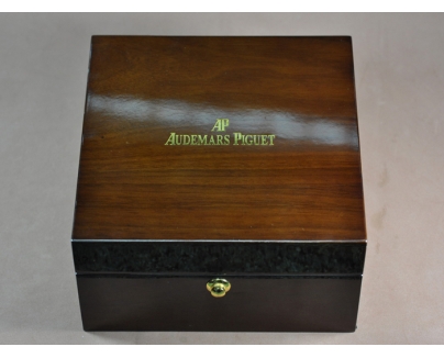 オーデマピゲ-AUDEMARS PIGUET-腕時計-国際保証書、純正ボックス