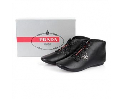 プラダ スニーカー 2012新作 フラットシューズ 革靴 ブラック 8022-black