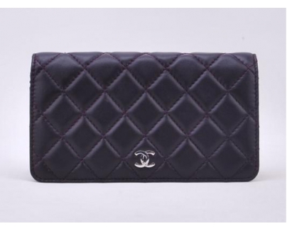 シャネル CHANEL カーフスキンマトラッセ二つ折り長財布 A31509 ネイビー