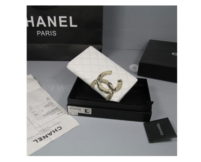 CHANEL シャネル ホワイト ラムスキン カンボンライン 長財布 AN1046
