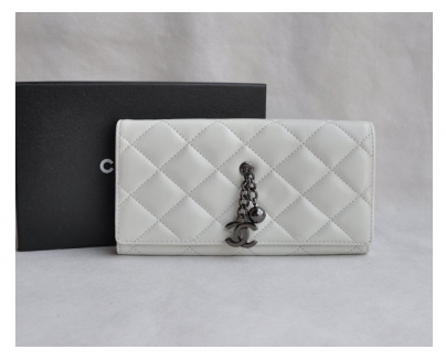 CHANEL シャネル ラムスキン ホワイト マトラッセ 長財布 3380