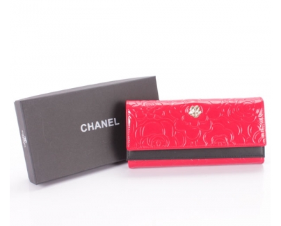 CHANELスーパーコピー カメリア三つ折り長財布 レッド CH139-1