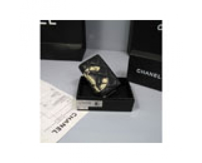CHANELスーパーコピー シャネル ブラックラムスキンキーケース 26723