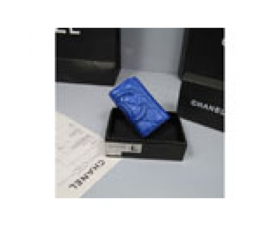 CHANEL シャネルスーパーコピー ブルーラムスキンキーケース 26723