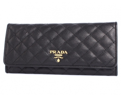 プラダ SAFFIANO QUILTI 長財布 ブラック＆ゴールド 1M1132
