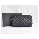 CHANEL シャネル ラムスキン ブラック トイレタリーケース 31502