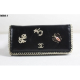 シャネルスーパーコピー CHANELスタッズ付き財布 ブラック 9869-2