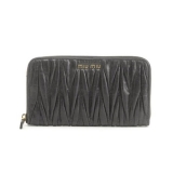ミュウミュウスーパーコピーブランド MIU MIU 長財布 5M0506