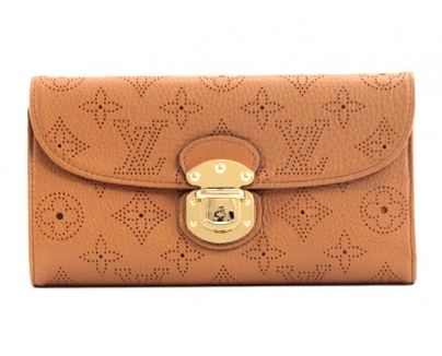 ルイヴィトン スーパーコピー LOUIS VUITTON モノグラム マヒナ ポルトフォイユ アメリア 長財布 キャラメル M58138