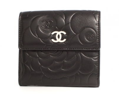 シャネル スーパーコピー CHANEL カメリア ラムスキン 二つ折財布 ブラック＆シルバー A47422