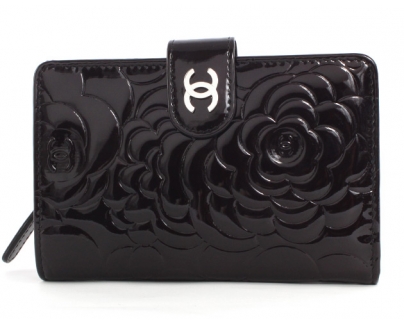 シャネル スーパーコピー CHANEL カメリア エナメル 二つ折財布 ブラック＆シルバー A50087 