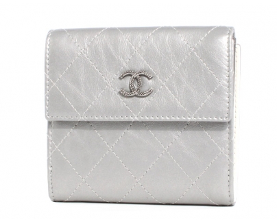 シャネル スーパーコピー CHANEL ココマーク キルティング 二つ折り財布 シルバー＆ライトピンク A68634