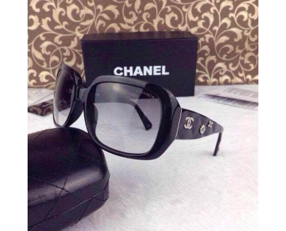 2014年の新作 Chanelシャネルスーパーコピー樹脂ダイヤモンドトゥルーカラーサングラスレディースサングラス G19