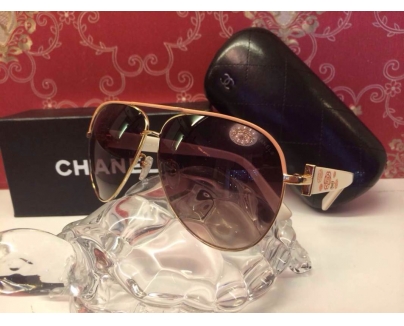 2014年の新作 Chanel シャネルスーパーコピー樹脂ダイヤモンドトゥルーカラーサングラスレディースサングラス G23