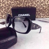 2014年の新作 Chanelシャネルスーパーコピー樹脂ダイヤモンドトゥルーカラ...