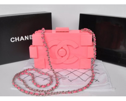 2014年最新作　シャネルスーパーコピー/CHANEL　Chanel Lego Clutch　ハンドバッグA37013
