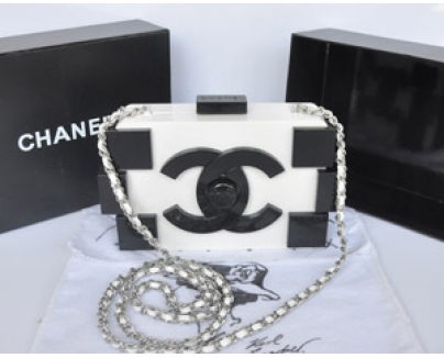 2014年最新作　シャネルスーパーコピー/CHANEL　Chanel Lego Clutch　ハンドバッグA37013