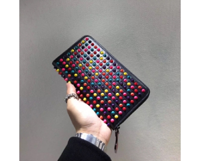 2016春夏新作 Christian Louboutin ルブタン 財布 コピー PANETTONE スパイクスタッズ長財布