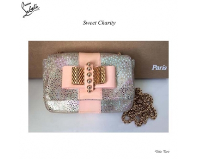 世界に一点だけ【クリスチャンルブタンバッグスーパーコピー】超お買い得★SWEET CHARIT