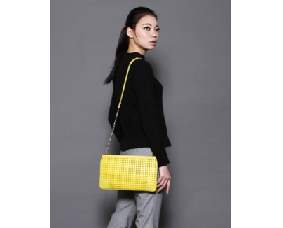 クリスチャン ルブタン 財布 コピー　ショルダー付 クラッチバッグLOUBIPOSH CLUTCH CALF PARIS/SPIKES 3120508 Y031