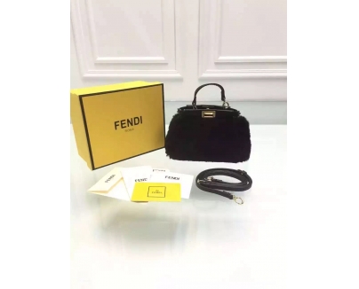 FENDI フェンディ スーパーコピー 2015秋冬最新作 早くも品薄ファーマイクロピーカブー/ブラック 8M0355_5AY_F0KUR