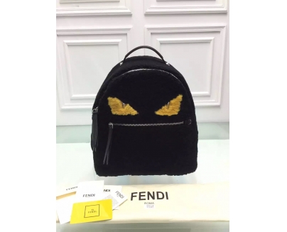 2016秋冬最新作【希少限定】FENDI フェンディ スーパーコピー モンスタームートン バックパック 8BZ03648VF044N
