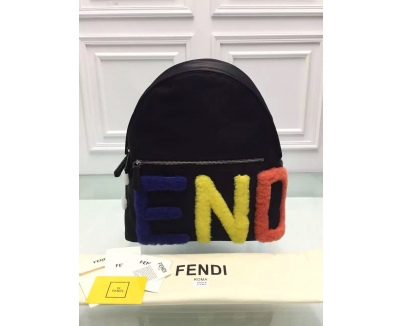 2016秋冬最新作 FENDI フェンディ スーパーコピー【7VZ012 2WP】ZAINO STONDATO NYLON 大き目モコモコ文字が可愛すぎBlack