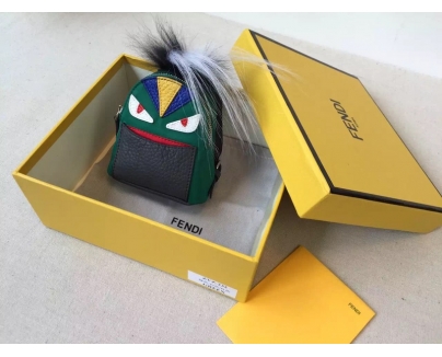 FENDI フェンディ スーパーコピー 15AW モンスターバックパックチャームキーホルダー 7AR433
