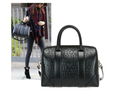 Givenchy LUCREZIA ジバンシィスーパーコピー ミディアム スターエンボス BB05861407001