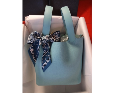 HERMES 稀少なピコタンタッチMM★可愛い水色のブルーアトール