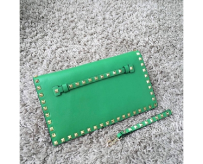 15新作 【Valentino ヴァレンティノスーパーコピー】Rockstudクラッチ グリーン IW11B0399NWB
