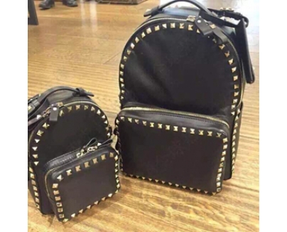 2016AW Valentino ヴァレンティノスーパーコピー　バックパック　大　ブラック