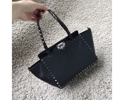 2016AW★Valentino ヴァレンティノスーパーコピー ミニ ロックスタッド 2WAY Rockstud