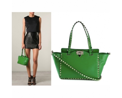15SS V031 Valentino ヴァレンティノスーパーコピー "Rockstud" small trapaze tote