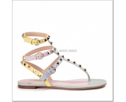 Valentino ヴァレンティノスーパーコピー★2016SS★ロックスタッズレザーサンダル