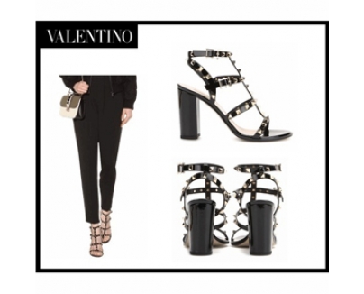 2016新作★Valentino ヴァレンティノスーパーコピー Rockstudパテントレザーサンダル