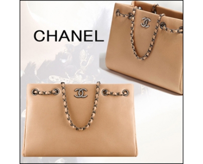 CHANEL(シャネルコピー)☆カーフスキンショルダーバッグ★ A91096 Y60441 2B403