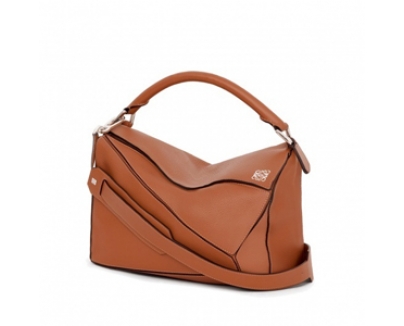 2016新色 LOEWE ショルダーバッグ PUZZLE パズル TAN ＊322.30.K74＊