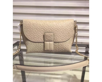2016春夏新作 LOEWE★ロエベスーパーコピー Avenue Bag Engraved calf