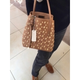 《VIPセールで少数♪》Jimmy Choo ジミーチュウ スーパーコピー スタ...