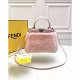 2015秋冬最新作 FENDI(フェンディ スーパーコピー)★ミニ PEEKAB...