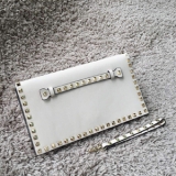 15新作 Valentino ヴァレンティノスーパーコピー Rockstud l...