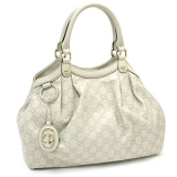 グッチ GUCCI 211944 AA61G 9022 グッチシマ スーキー ミ...