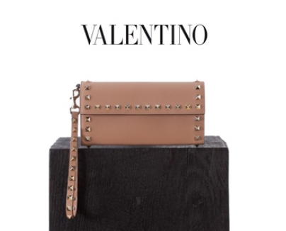 2017新作Valentino ヴァレンティノスーパーコピー バレンチノ Noisette Continental wallet