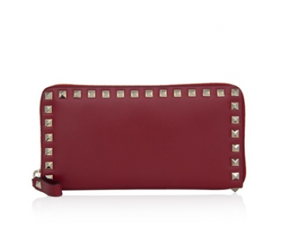 VALENTINO 17AW ヴァレンティノスーパーコピー ロックスタッド ファスナー長財布_RED P0070RO