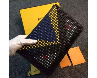 大人気 フェンディクラッチスーパーコピー FENDI bugs clutch bag モンスター クラッチ